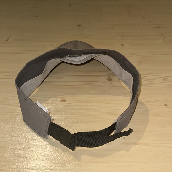 Outdoor research visor hat - Picture 3 of 6